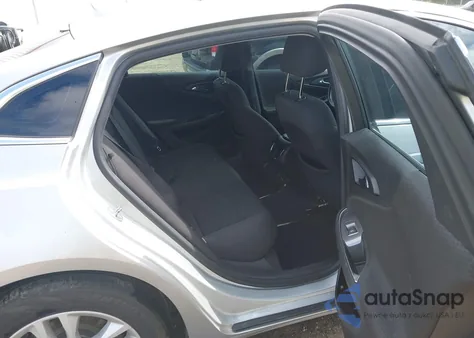 2018 Chevrolet Malibu Lt из США, поврежденный, VIN 1G1ZD5ST4JF187797